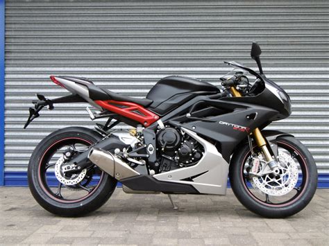 2015 triumph daytona 675r price|triumph motorcycles 675r price.